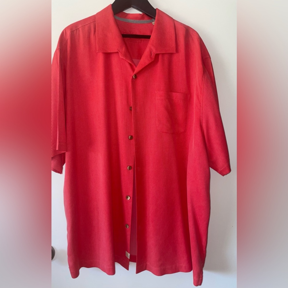 TOMMY BAHAMA SHORT SLEEVE SIDE SPLIT MENS SHIRT POCKET SIZE 2XB SILK BUTTONS